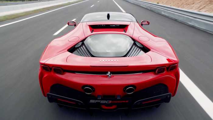 Sf90 ferrari stradale video review ev 2020 central au Ferrari sf90 stradale plug in hybrid electric car range specs features