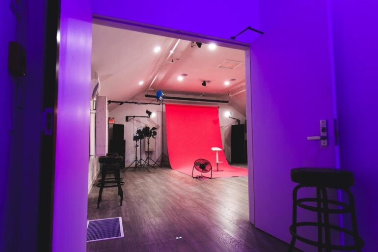 Staples connect spreaker podcast studio rental boston