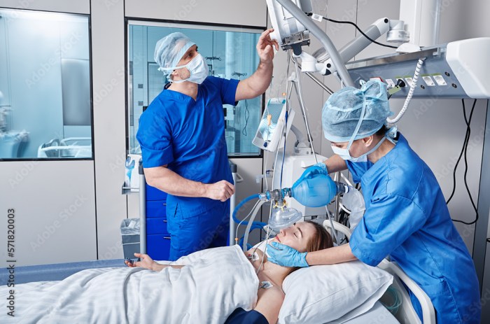 Cpr resuscitation emergency room cardiopulmonary medical team alamy vector