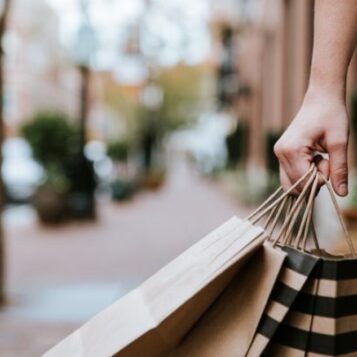 How this mother of five is affording the holidays without overspending