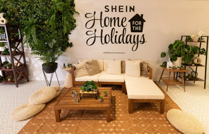 Shein forever 21 deal ecommerce in store returns