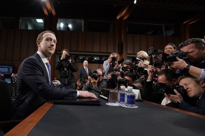 Mark zuckerberg facebook hearing congress before ceo senate data testifying vox how else analytica cambridge protect mirror live online wong Facebook zuckerberg testimony answers congress