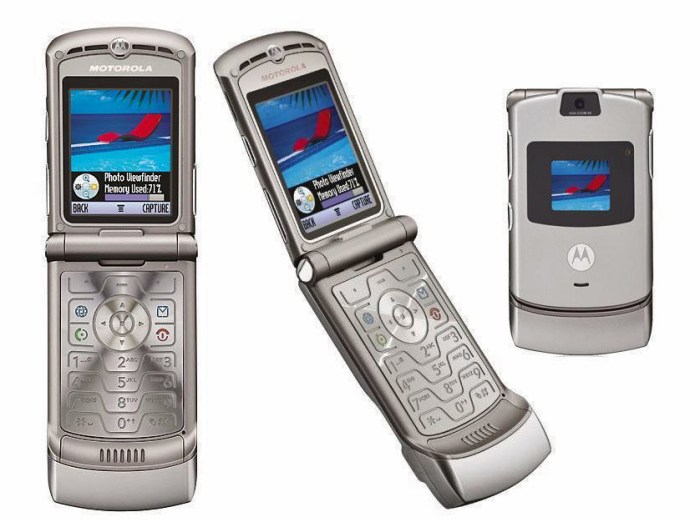 Razr motorola moto phones foldable concept renders irresistible realistic showcase its design schematics based video gizmochina camera Motorola foldable razr flip phone gold color verizon price