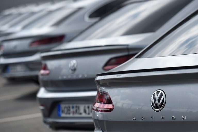 Volkswagen engineer pleads guilty emissions cheating scandal