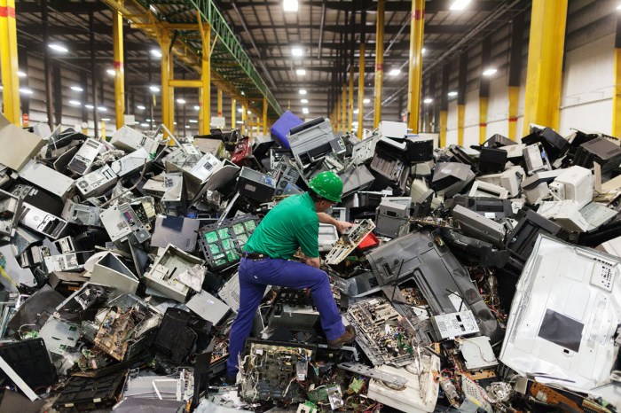 E waste recycling electronic basel convention crime total reclaim fraud