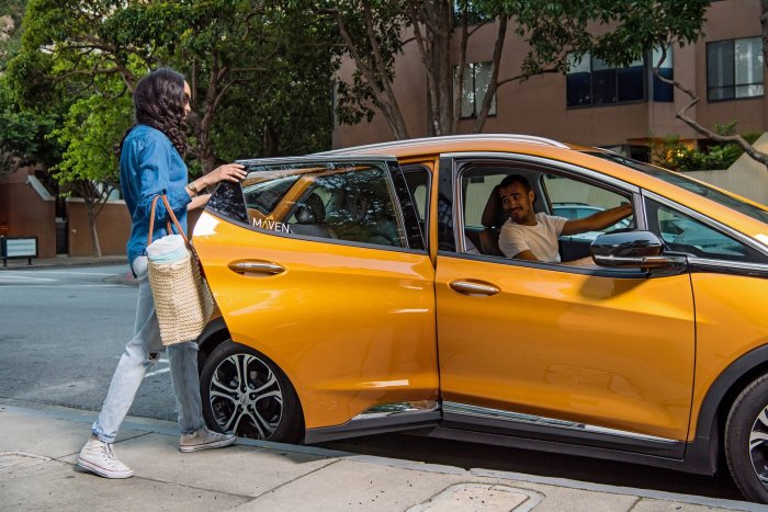 Maven Gig Lets Users Test Drive Chevy’s Bolt For 9 A Week | Carscoops Maven gig gm car sharing uber lyft drivers austin
