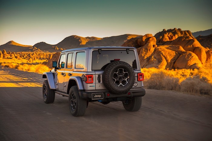 Jeep wrangler gladiator gorilla glass windshield optional