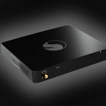 Qualcomm cancels snapdragon dev kit mini windows on arm pc