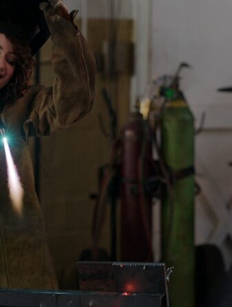 Kaleidoscope on netflix that twisty ending explained