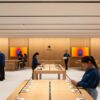Apple retail stores mask mandate requirement