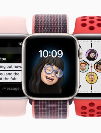 Apple watch se vs samsung galaxy watch active 2