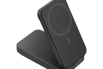 Anker new maggo power banks stand qi2 charging