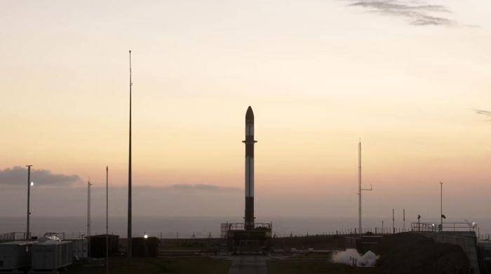 Rocket lab neutron launch satellite reusable mega constellations