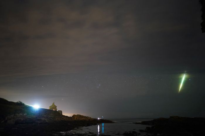 How to see the draconid meteor shower breathe fire this weekend