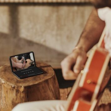 Android 12 suggests pixel fold will use googles tensor chip
