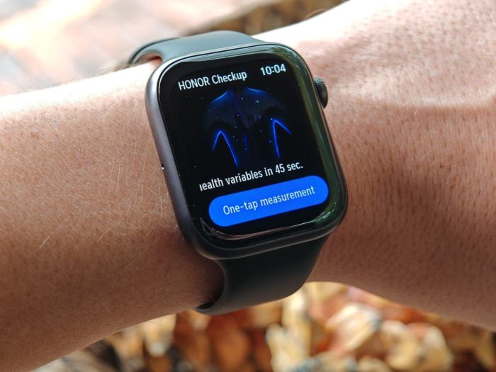 The honor watch 5 ultra looks stunning but the software drops the ball
