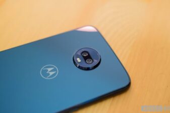 Moto z3 play specs