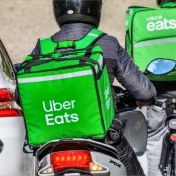 Uber free rides deliveries workers coronavirus pledge
