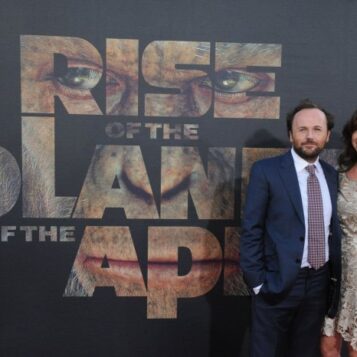 Planet of the apes series war dawn rise reboot franchise right