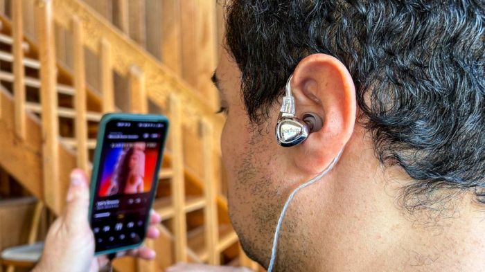 Wired earbuds are making a comeback and im excited