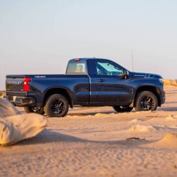 Gm chevy electric silverado pickup truck