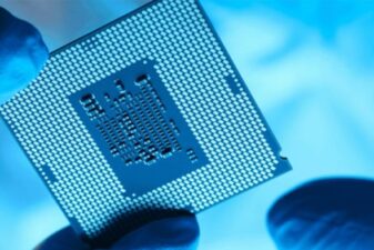 Samsung double fold phone design chip shortage
