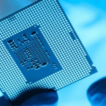 Samsung double fold phone design chip shortage