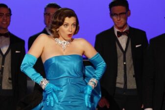Netflix crazy ex girlfriend finale streaming recommendation what to watch rachel bloom