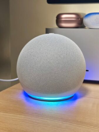 Best tech deals amazon echo dot samsung galaxy s8 sale