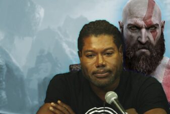Kratos voice actor behind sony god of war ragnarok delay ps5