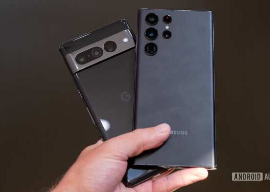 Google pixel 7 vs samsung galaxy s22
