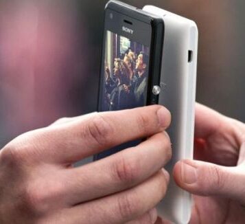 Sony wireless charging between devices patent