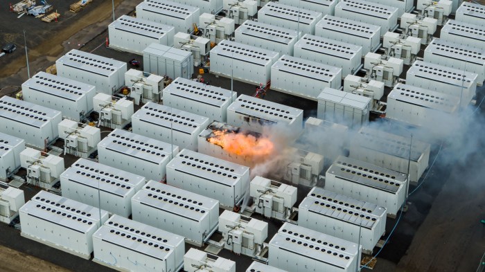 Tesla megapack battery pge storage announced