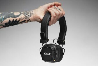Marshalls major iii bluetooth headphones are sale just 100 right now