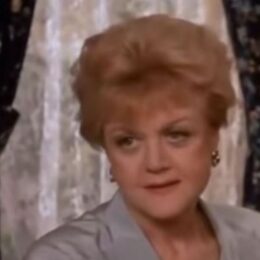 Remembering the great angela lansbury how to stream murder she wrote for free