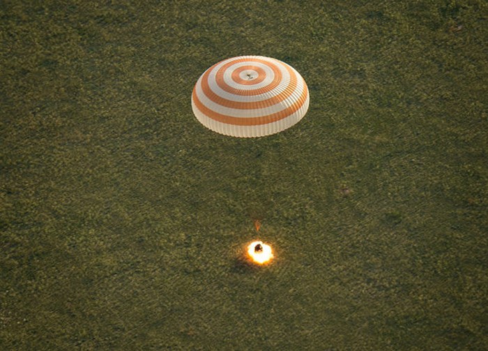 Life station space 2015 international spacesuit science work expedition crew aboard affix gathers mission patch their