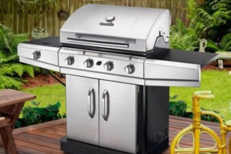 Bag a 4 burner char broil grill for just 200 save 100