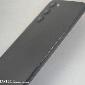 Galaxy z fold 5 dummy units leak