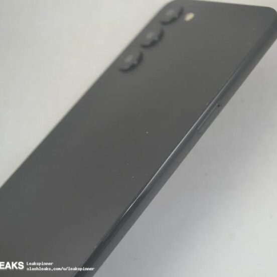 Galaxy z fold 5 dummy units leak