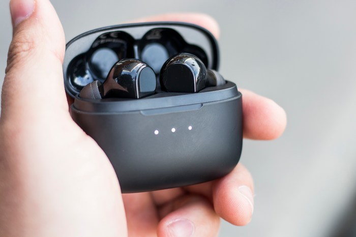 Airpods vs anker soundcore liberty air a cheap alternative