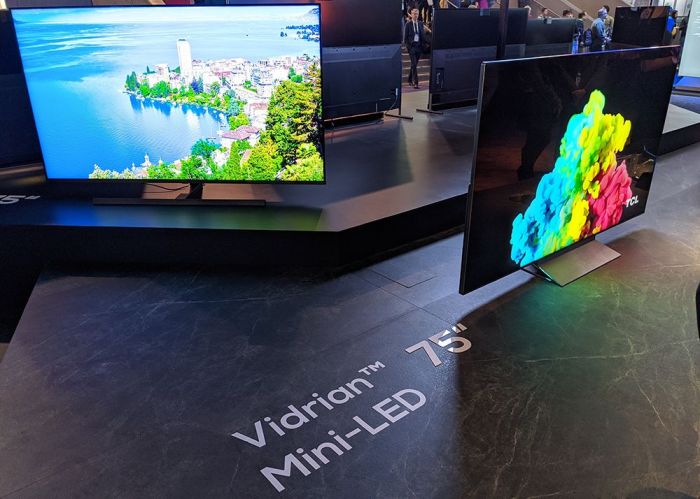 Tv features hardware screens hdmi hdr vrr oled mini led