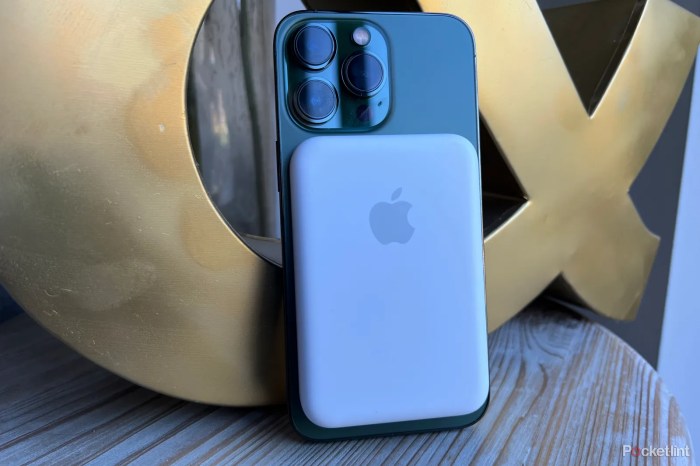 Prime day deal this magsafe iphone stand and wallet is still on sale