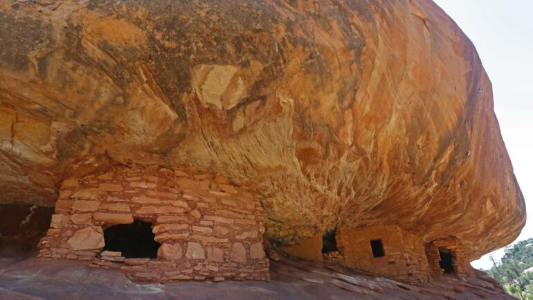 Trump national monuments utah bears ears grand staircase escalante cuts