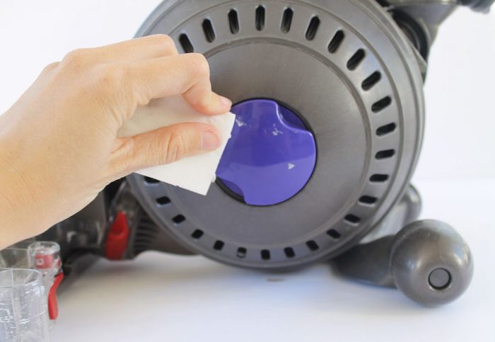 Make post holiday cleanup a breeze with 40 off the dyson v12 detect